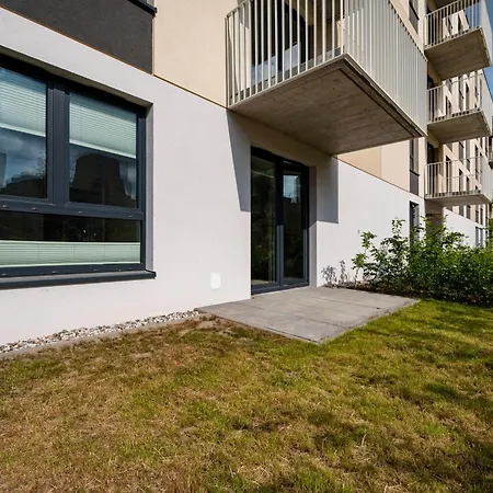 Widzewska Superior By Bookinghost