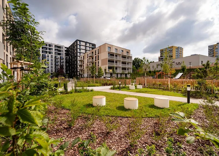 Widzewska Superior By Bookinghost Łódź